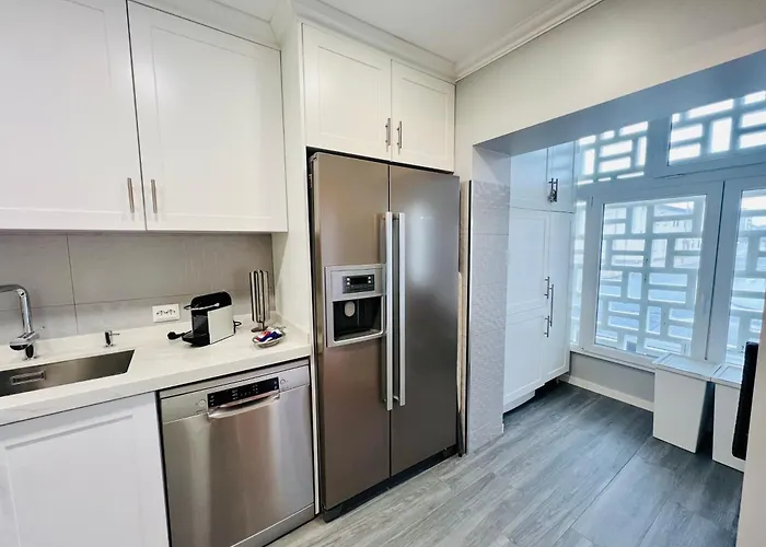 Antonio's Captain - 200m From The アパート